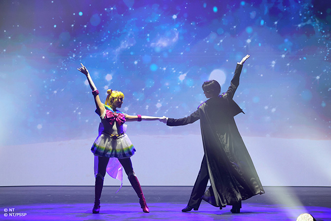 Super Sailor Moon i Tuxedo Kamen